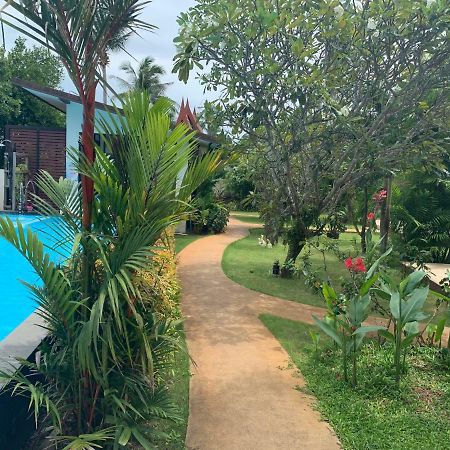 Nitchanan Villa Hinkong Exterior photo